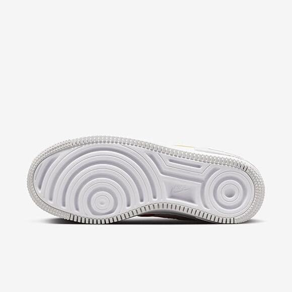 NWT Nike Air Force Women's 1 Shadow ,White/Sundial-Siren Red -Size 8 - Picture 5 of 6